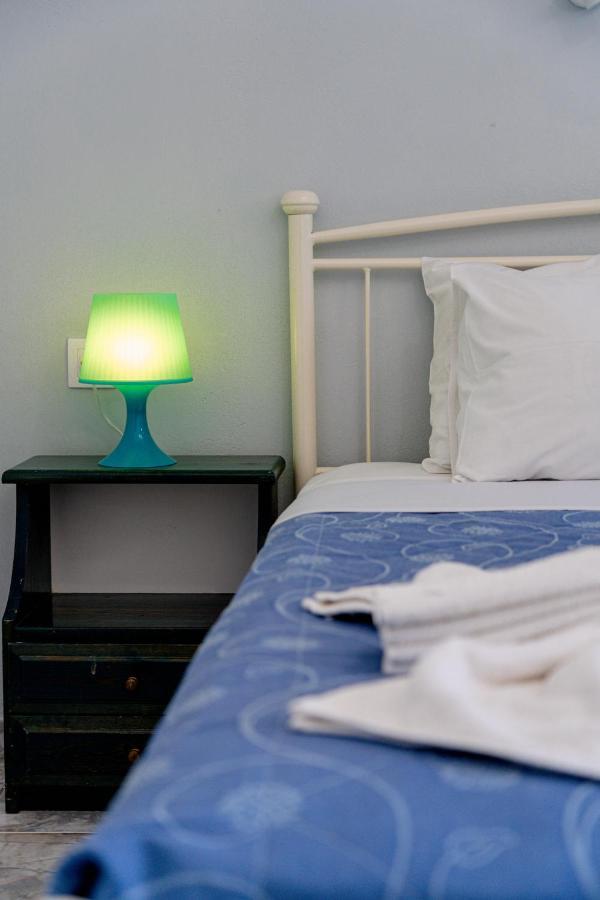 Marousi Suites 佩里萨 外观 照片