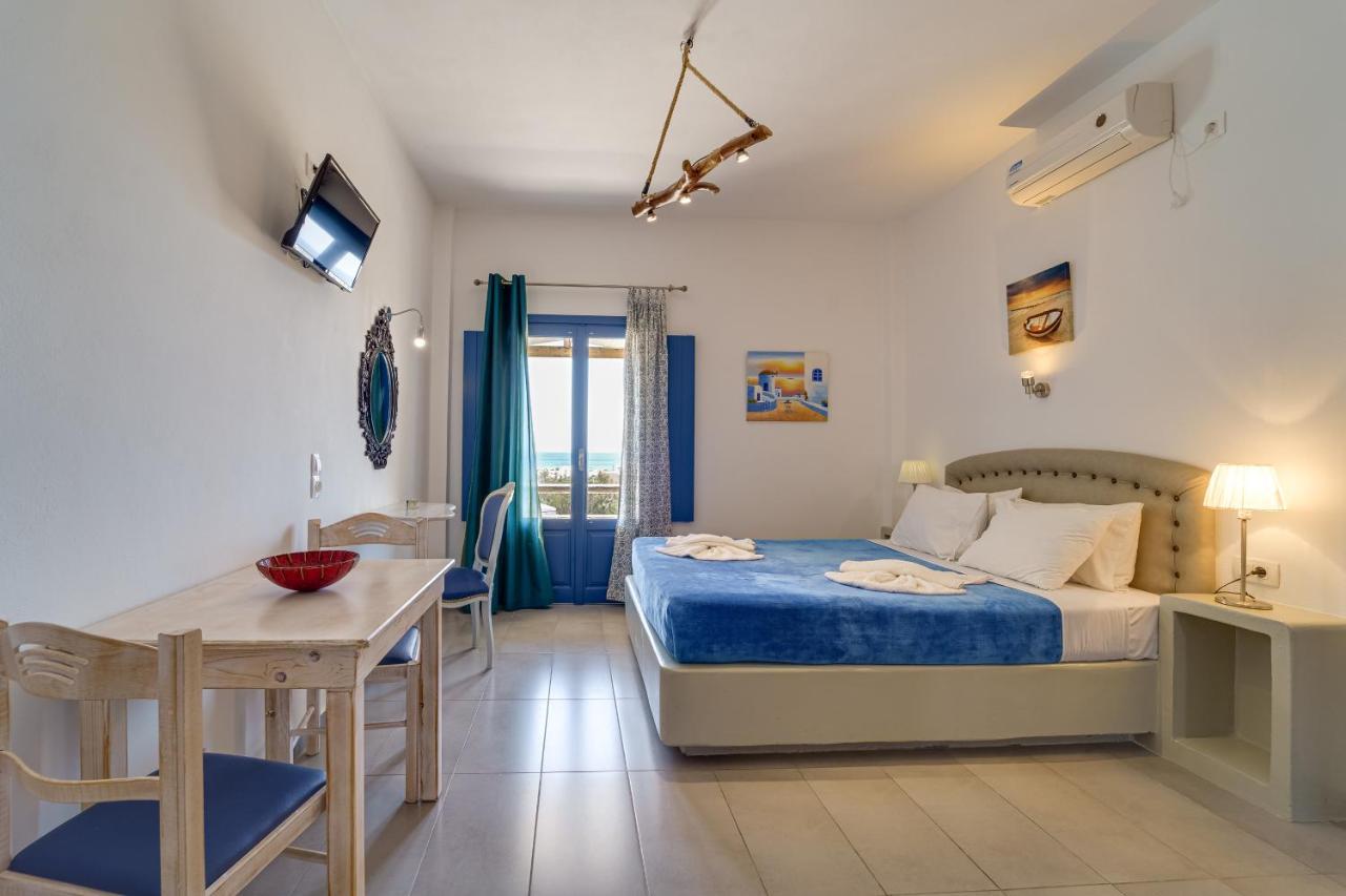Marousi Suites 佩里萨 外观 照片